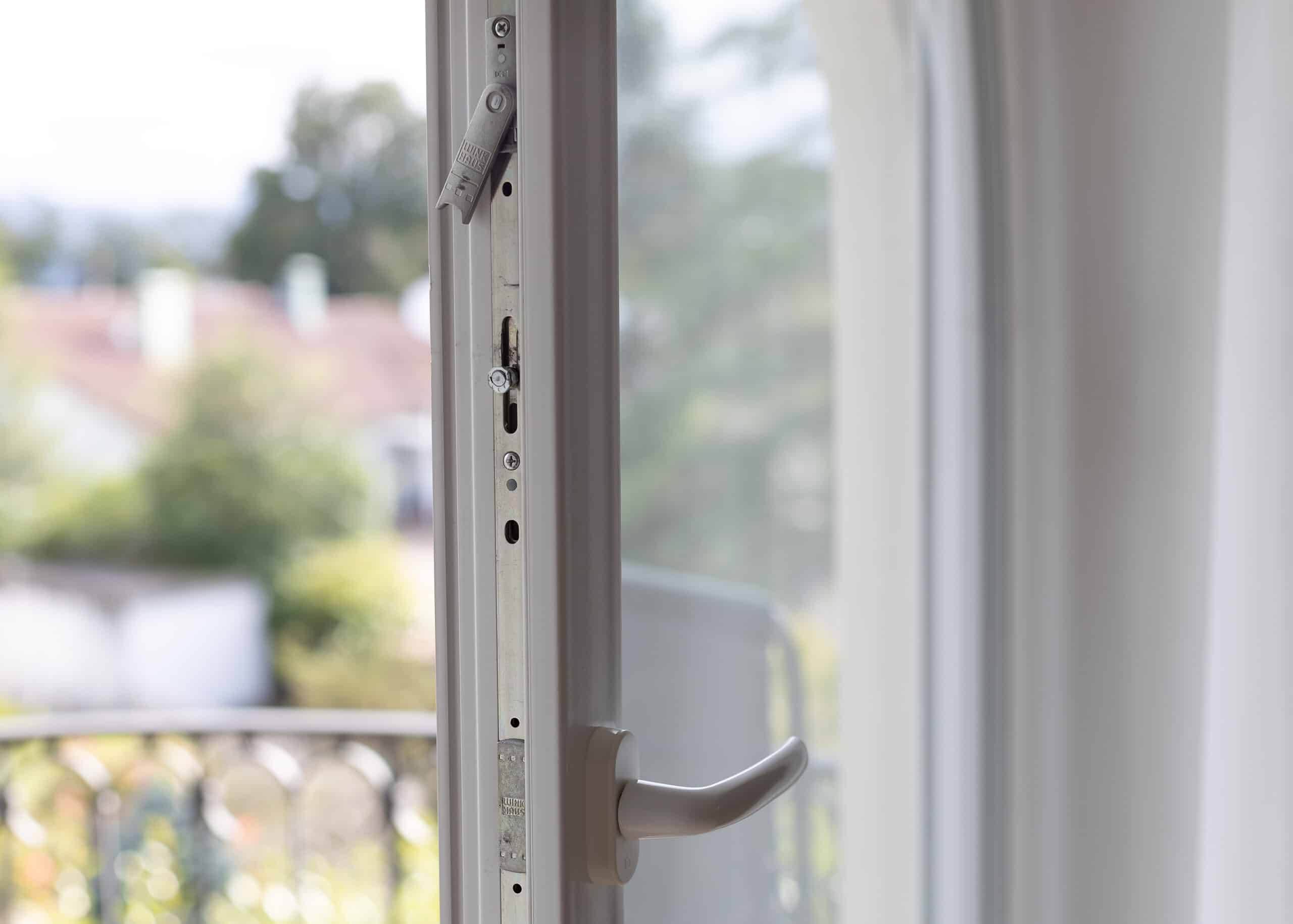 Grund, morgens das Schlafzimmerfenster zu öffnen, selbst im Winter